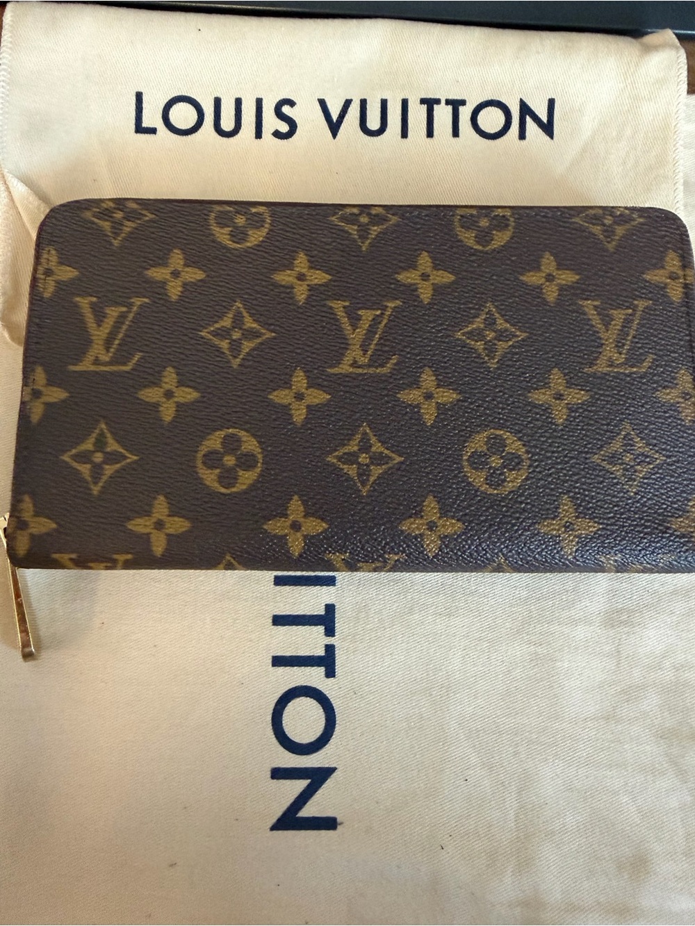 Louis Vuitton Monogram Organizer Wallet